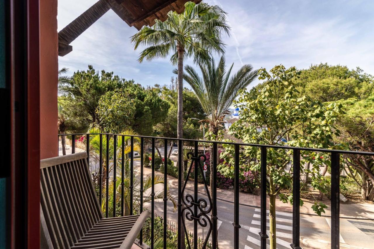 Apartment Luxury Spacious Penthouse & Garage 150m To *